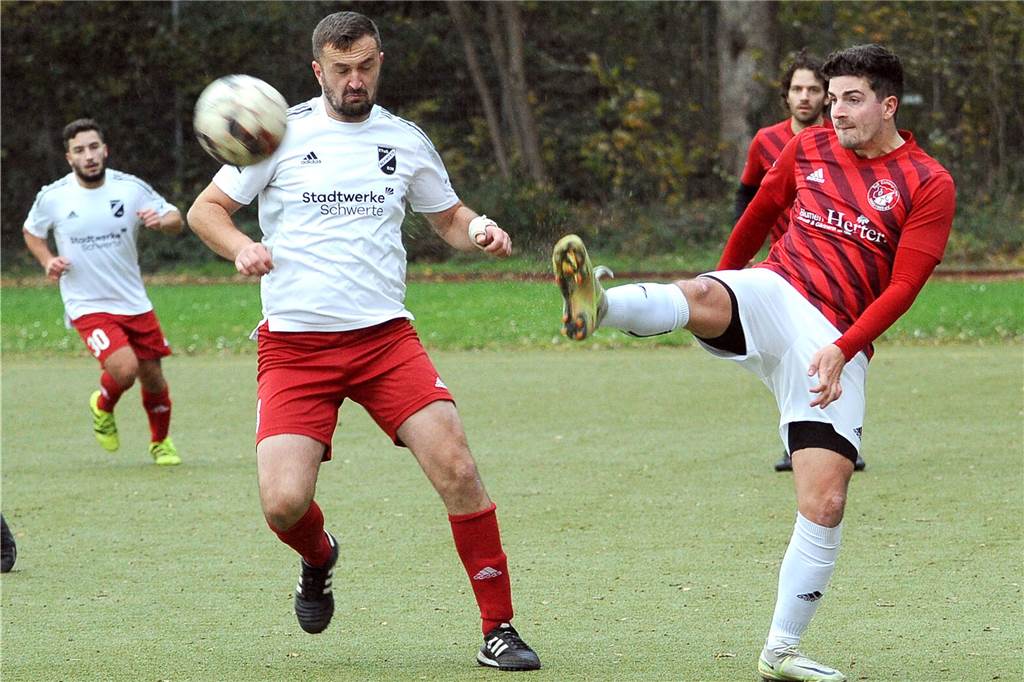 Der ETuS/DJK Schwerte hat gegen den TuS Eichlinghofen II mit 0:1 verloren.