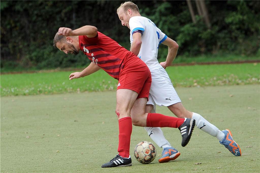Der ETuS/DJK Schwerte hat gegen den VfB Westhofen II mit 2:1 gewonnen.