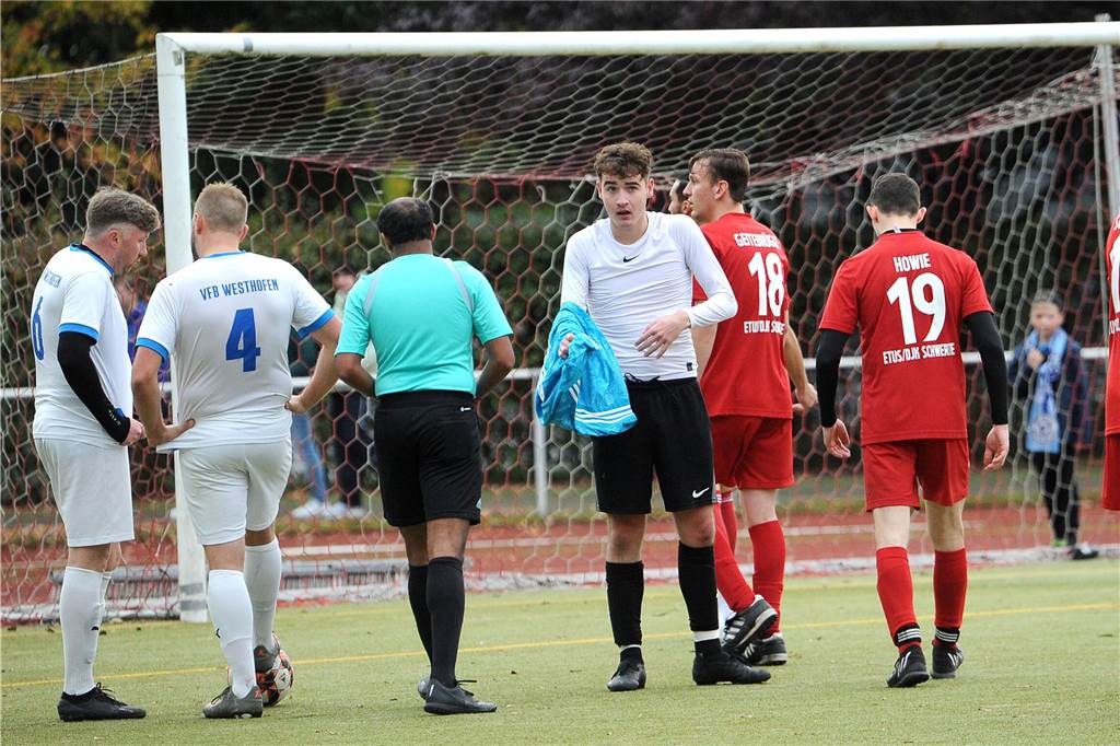 Der ETuS/DJK Schwerte hat gegen den VfB Westhofen II mit 2:1 gewonnen.