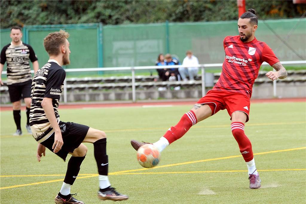 Der ETuS/DJK Schwerte hat gegen den VfL Hörde II mit 10:0 gewonnen.