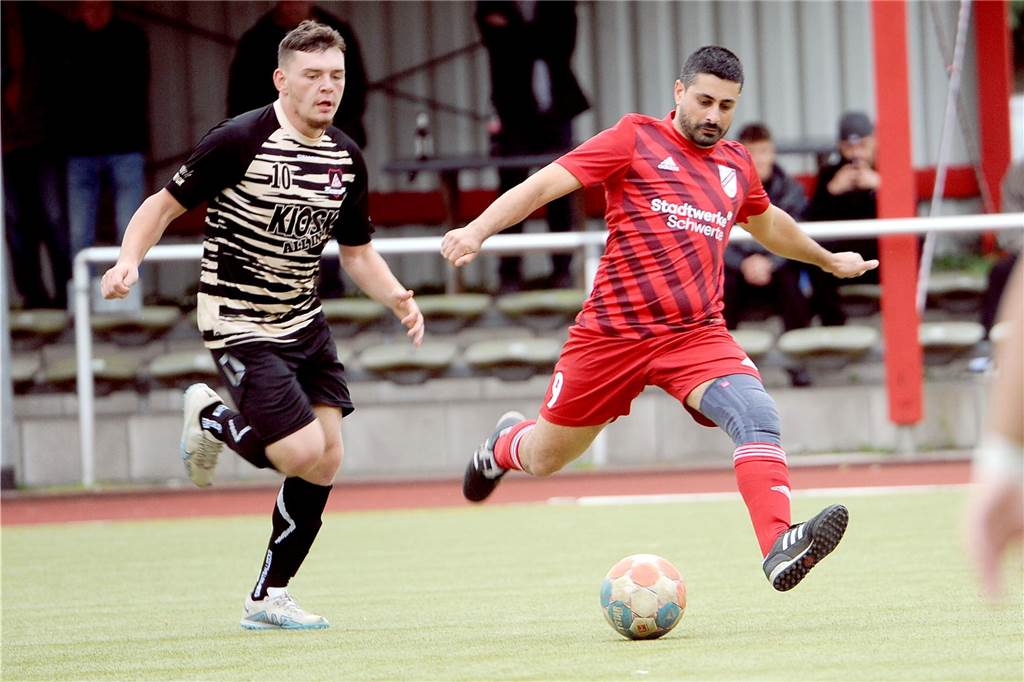 Der ETuS/DJK Schwerte hat gegen den VfL Hörde II mit 10:0 gewonnen.