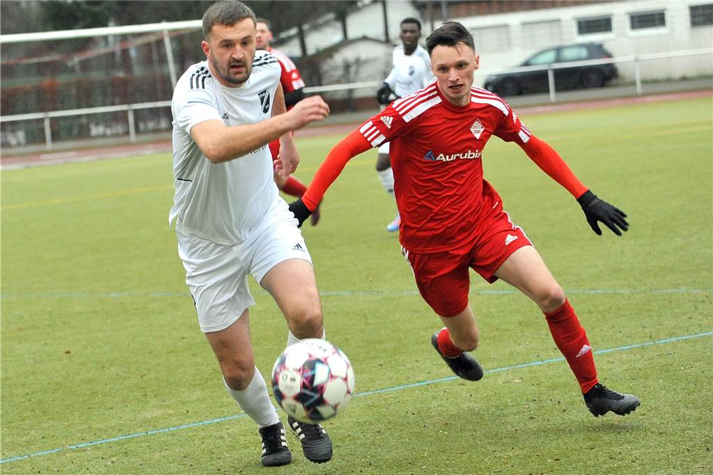 Der ETuS/DJK Schwerte hat sich vom VfB Lünen mit einem 2:2-Unentschieden getrennt.