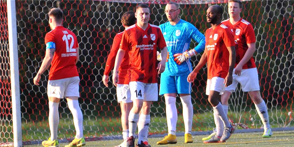 Liveticker: Wie läuft es im Abstiegskampf für den ETuS/DJK Schwerte? Der ETuS/DJK Schwerte kämpft um den Klassenerhalt in der Bezirksliga 8.