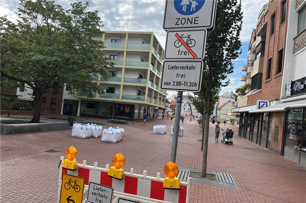 Lünsche Mess: So kommt man mit Pkw, Bus und Bahn zum Stadtfest Der Fahrradverkehr ist in der Münsterstraße Richtung Lange Straße und Lippebrücke wegen der Lünschen Mess nicht mehr erlaubt.