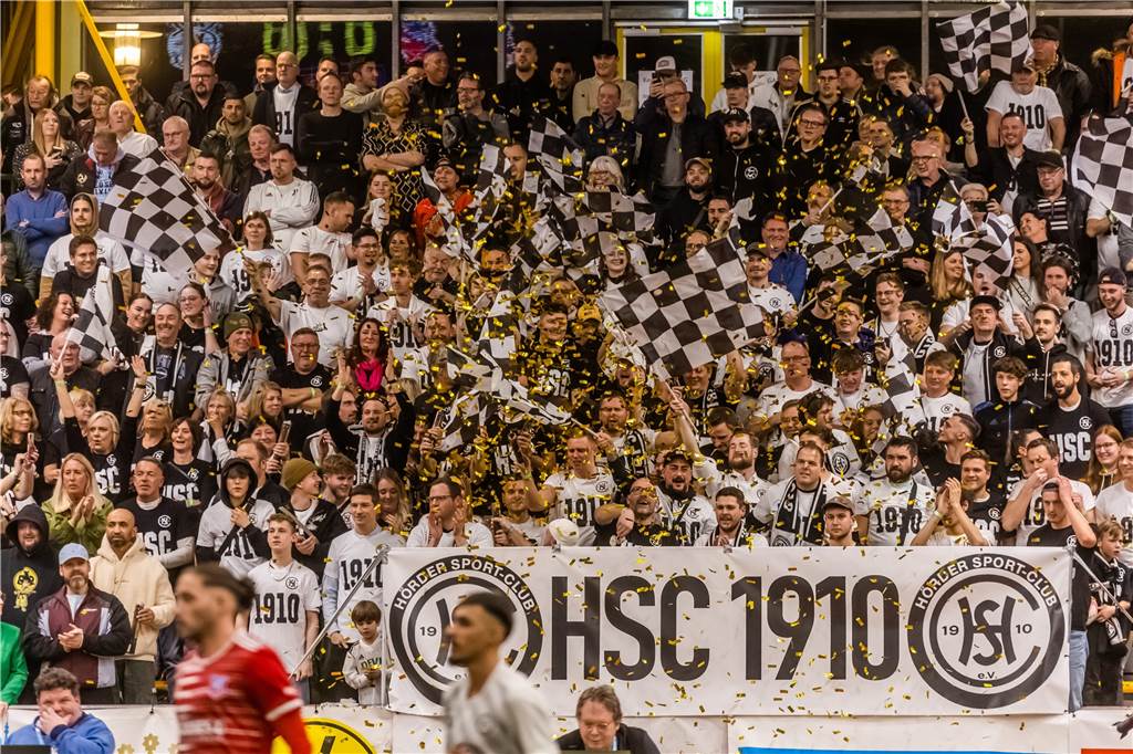 Der Favorit TuS Bövinghausen gewann 3:0 gegen den Hörder SC