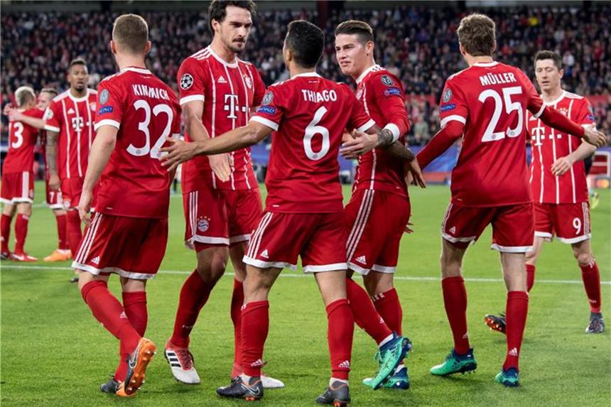 Bundesliga-Rivalen des FC Bayern München lehnen Playoffs ab Der FC Bayern München stoppt sich irgendwann selbst - oder er wird nicht zu stoppen sein. Foto: Sven Hoppe