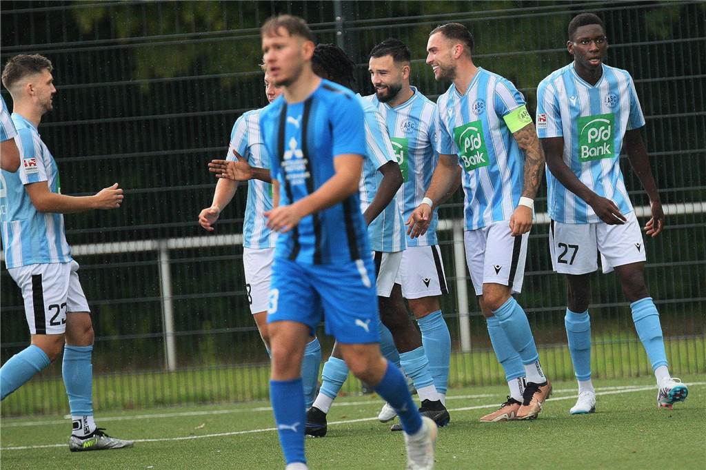 Der FC Brünninghausen schlug den ASC 09 und holte sich Hecker-Cup-Bronze.