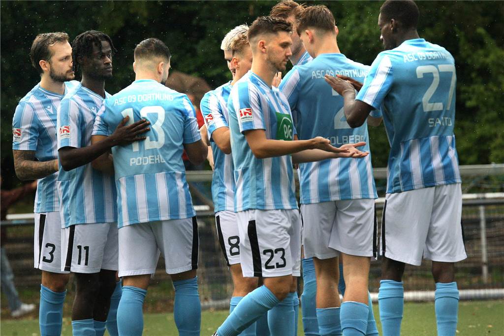 Der FC Brünninghausen schlug den ASC 09 und holte sich Hecker-Cup-Bronze.