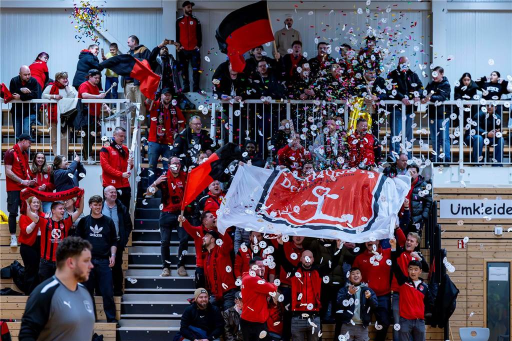 „Nirgendwo in Deutschland“: Vorfreude auf Stimmungshochburg Brackel Der FC Dortmund 18 wird erneut für prächtige Stimmung sorgen.