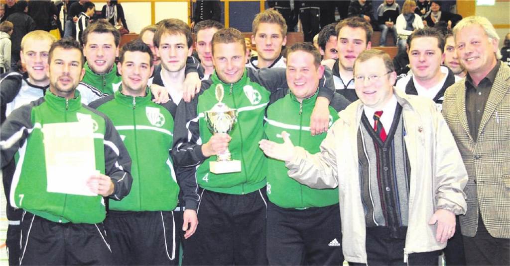 Der letzte Titel für den FC Fröndenberg Der FC Fröndenberg verteidigte 2009 erfolgreich seinen Titel bei der Hallenstadtmeisterschaft.