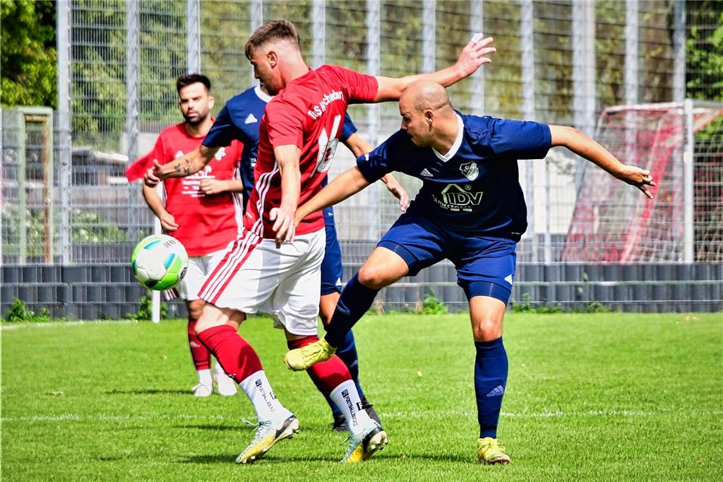 Der FC Frohlinde II (Kreisliga A) hatte in einem Testspiel beim TuS Henrichenburg (Kreisliga B Recklinghausen) mit 4:1 (4:0) die Nase vorn.