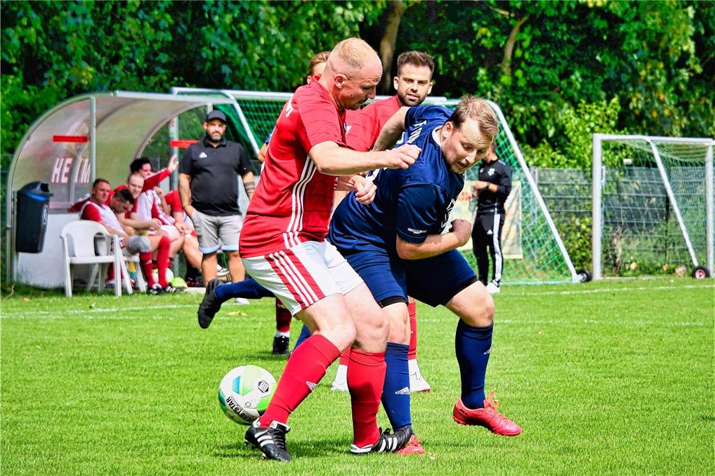 Der FC Frohlinde II (Kreisliga A) hatte in einem Testspiel beim TuS Henrichenburg (Kreisliga B Recklinghausen) mit 4:1 (4:0) die Nase vorn.