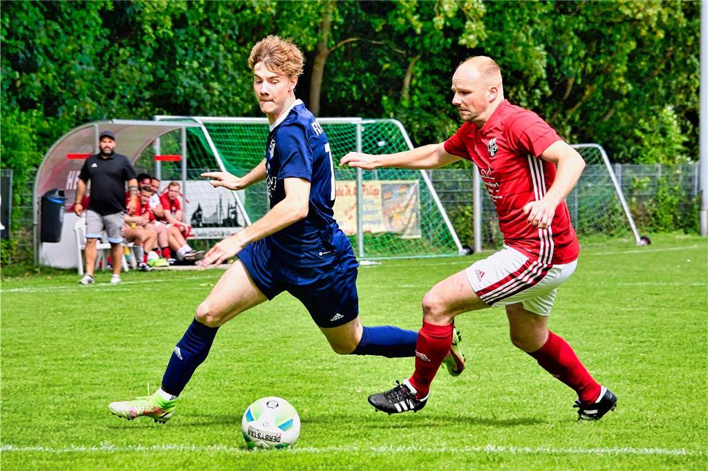 Der FC Frohlinde II (Kreisliga A) hatte in einem Testspiel beim TuS Henrichenburg (Kreisliga B Recklinghausen) mit 4:1 (4:0) die Nase vorn.