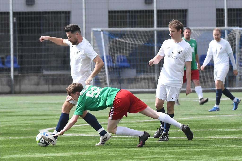 Der FC Frohlinde III musste zu Hause gegen den Verfolger SC Constantin Herne eine extrem bittere Niederlage im Kampf um den Aufstieg einstecken.