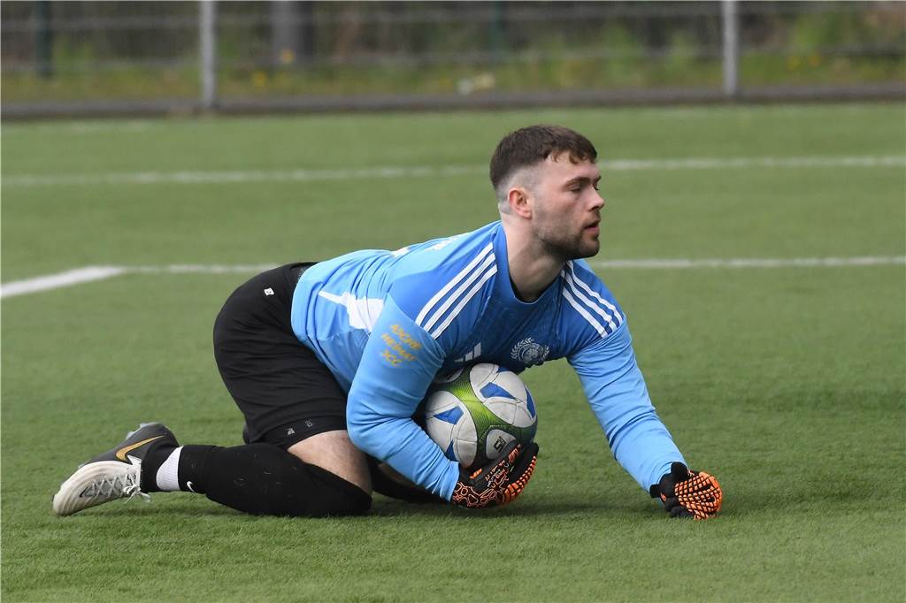 Der FC Frohlinde III musste zu Hause gegen den Verfolger SC Constantin Herne eine extrem bittere Niederlage im Kampf um den Aufstieg einstecken.