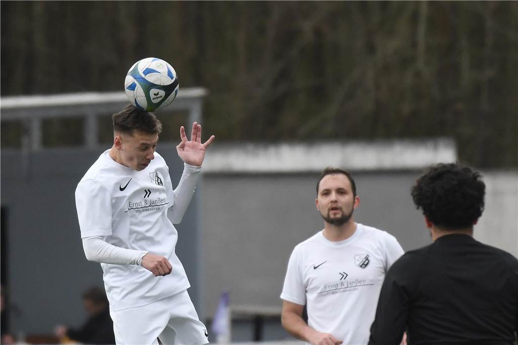 Der FC Frohlinde III musste zu Hause gegen den Verfolger SC Constantin Herne eine extrem bittere Niederlage im Kampf um den Aufstieg einstecken.