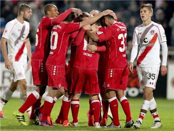 Der FC St. Pauli kassierte bei den Würzburger Kickers die nächste Niederlage. Foto: Daniel Karmann