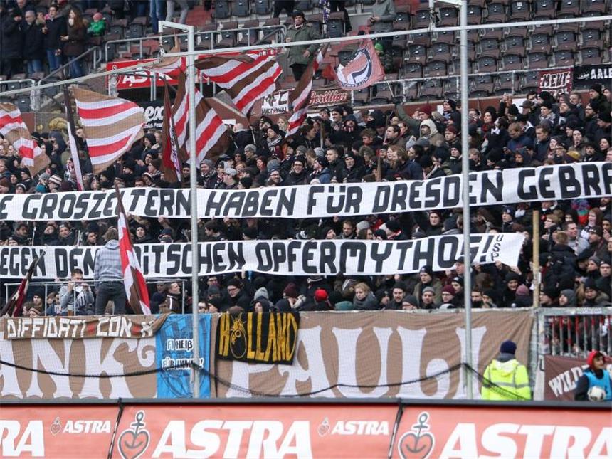 5000 Euro Geldstrafe für FC St. Pauli wegen Fan-Spruchband Der FC St. Pauli muss 5000 Euro Geldstrafe für das umstrittene Spruchband bezahlen. Foto: Selim Sudheimer