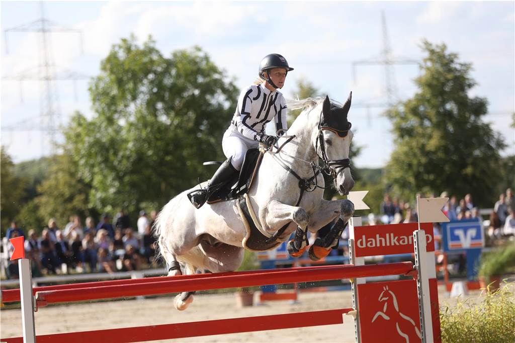 Finaltag beim Reitturnier in Ehringhausen: Viele Bilder vom Sonntag