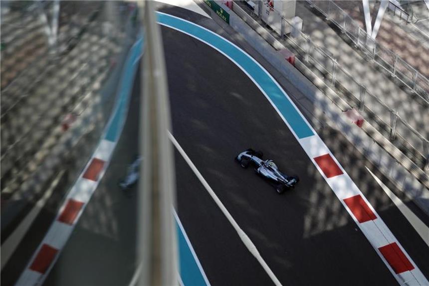 Der Finne Valtteri Bottas sicherte sich in Abu Dhabi die Pole Position. Foto: Hassan Ammar