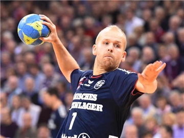 Der Flensburger Anders Eggert fällt länger aus. Foto: Carsten Rehder