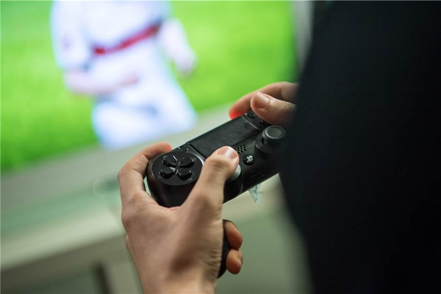 Der FLVW plant ein großes FIFA-Turnier - bei einem Sieg geht es gegen die Profiteams Der FLVW bietet ein eSports-Turnier an, an dem auch