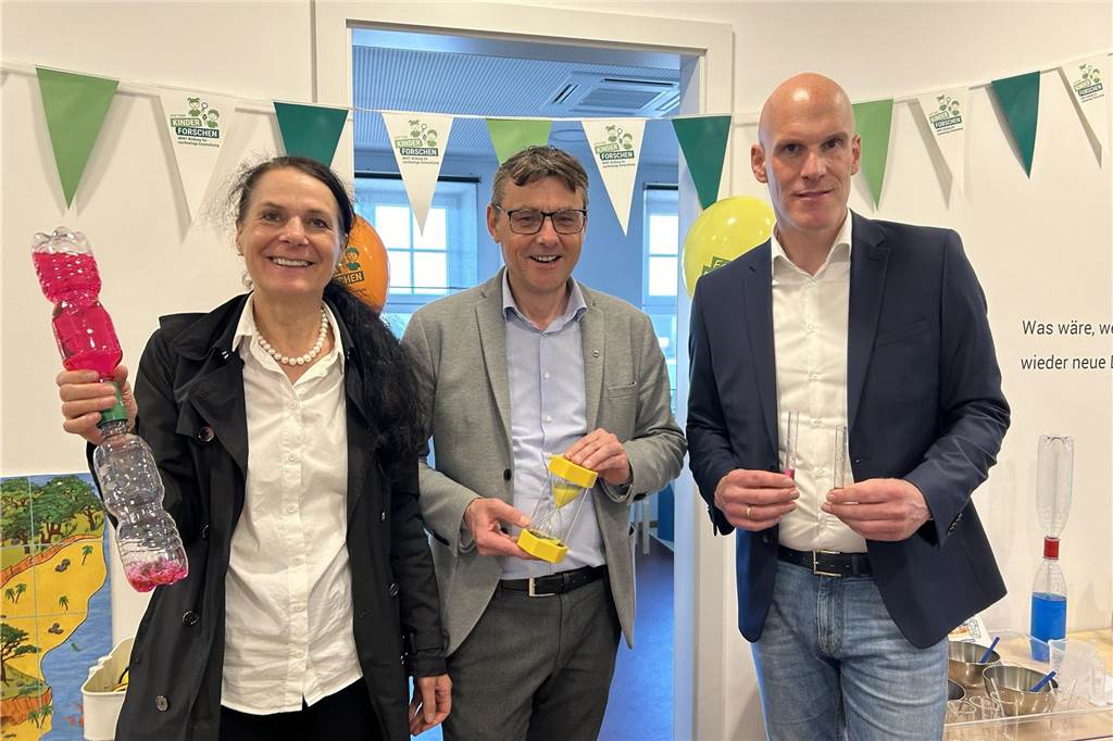 Forschermühle ist „in Betrieb“: Fleißige „Bee-Bots“ warten auf kleine Entdecker Vorstand des Fördervereins Forschermühle
