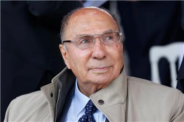 Der französische Milliardär Serge Dassault ist tot. Foto: Etienne Laurent / Pool/EPA Pool/Archiv