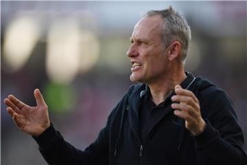 Der Freiburger Trainer Christian Streich war erneut aufgebracht. Foto: Patrick Seeger
