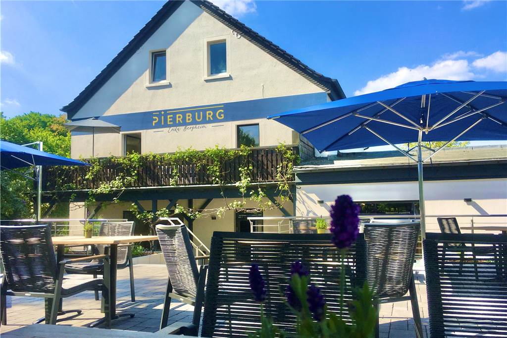 Das sind die edelsten Outdoor-Restaurants in Dortmund und Umgebung Der Freisitz des Restaurants Pierburg Erika Bergheim in Essen-Kettwig