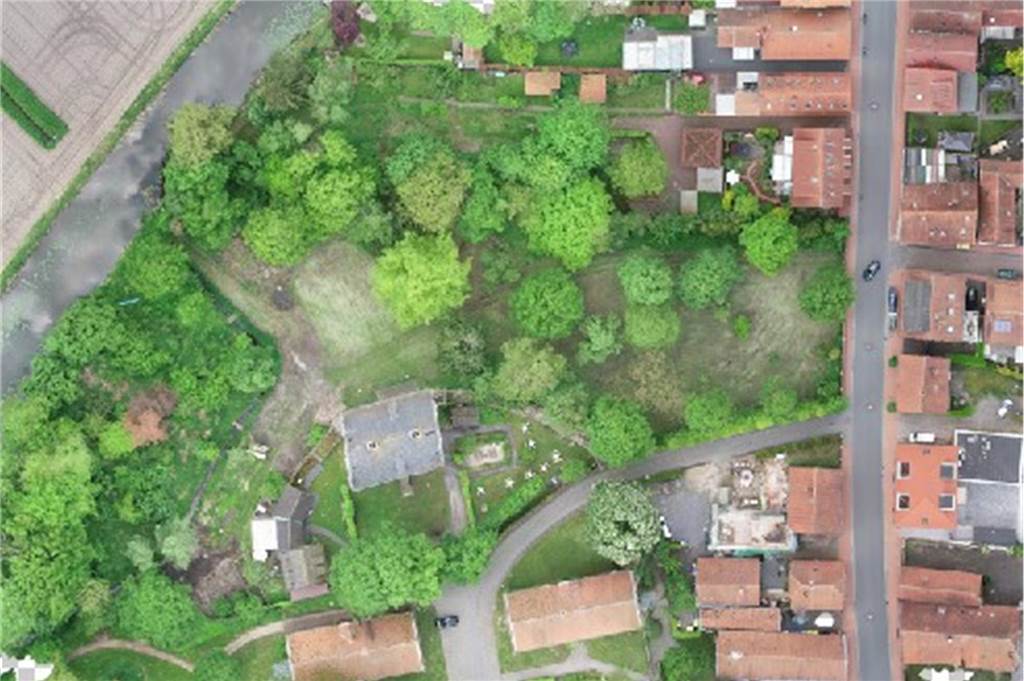 Sensationelle Funde und Pläne für den Garten des „Hohen Hauses“ Luftbild Nienborg