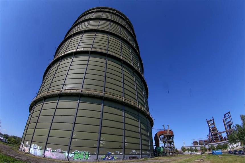 Gasometer soll zum Trainingszentrum für Kletterer werden Der Gasometer neben den Phoenix-Hochöfen könnte zum Kletter-Trainingszentrum für Olympia werden.