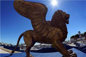 Der geflügelte Goldene Löwe, Symbol des Internationalen Filmfestspiele von Venedig. Foto: Claudio Onorati/ANSA