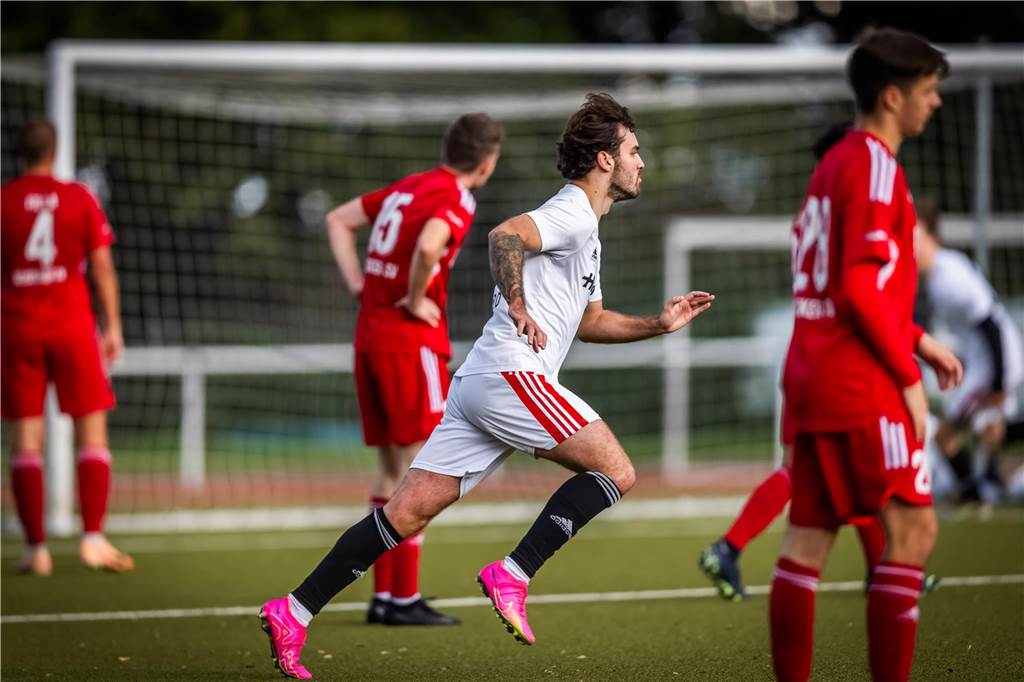 Der Geisecker SV hat beim TuS Eichlinghofen mit 0:3 verloren.