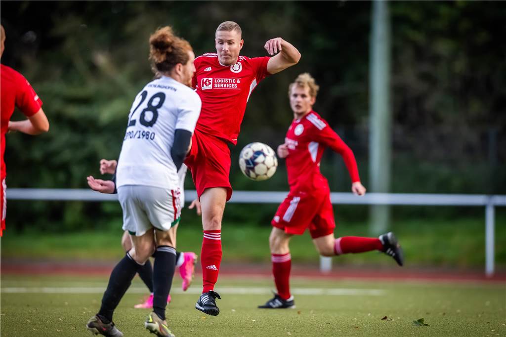 Der Geisecker SV hat beim TuS Eichlinghofen mit 0:3 verloren.