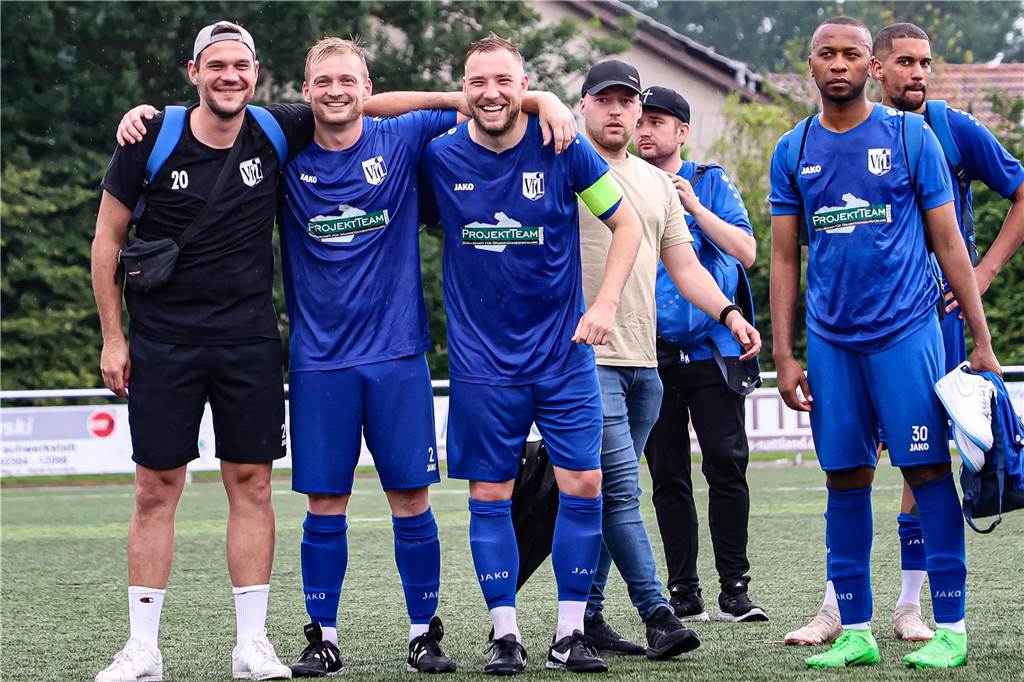 Zweikämpfe, Jubelszenen und Ehrungen: Die besten Bilder vom Stadtmeisterschafts-Endspiel Der Geisecker SV hat das Endspiel der Stadtmeisterschaft mit 2:0 gegen den VfL Schwerte gewonnen.