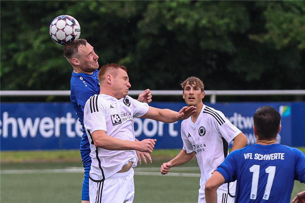 Der Geisecker SV hat das Endspiel der Stadtmeisterschaft mit 2:0 gegen den VfL Schwerte gewonnen.