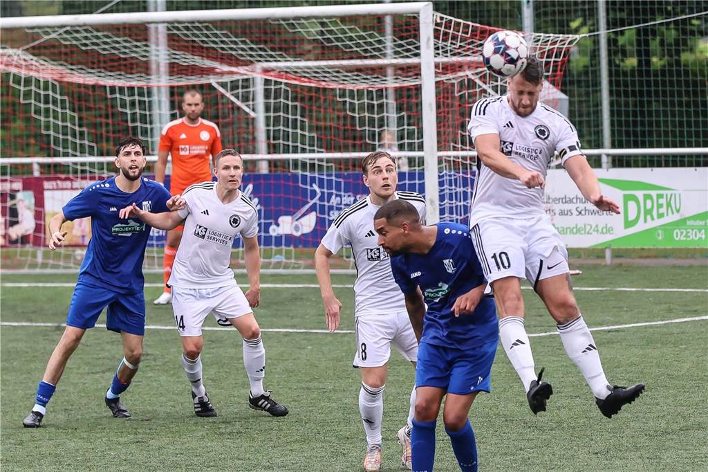Der Geisecker SV hat das Endspiel der Stadtmeisterschaft mit 2:0 gegen den VfL Schwerte gewonnen.