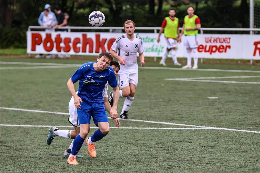 Der Geisecker SV hat das Endspiel der Stadtmeisterschaft mit 2:0 gegen den VfL Schwerte gewonnen.