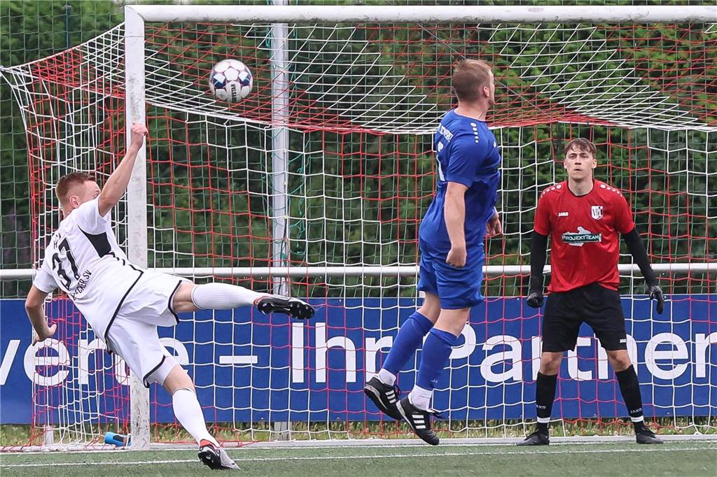 Der Geisecker SV hat das Stadtmeisterschafts-Endspiel gegen den VfL Schwerte mit 2:0 gewonnen.