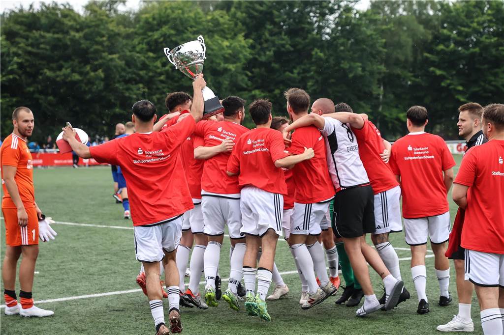 Der Geisecker SV hat das Stadtmeisterschafts-Endspiel gegen den VfL Schwerte mit 2:0 gewonnen.