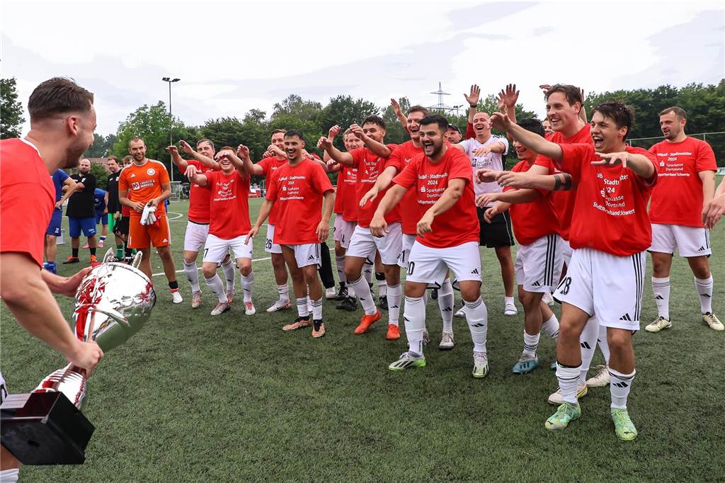 Der Geisecker SV hat das Stadtmeisterschafts-Endspiel gegen den VfL Schwerte mit 2:0 gewonnen.