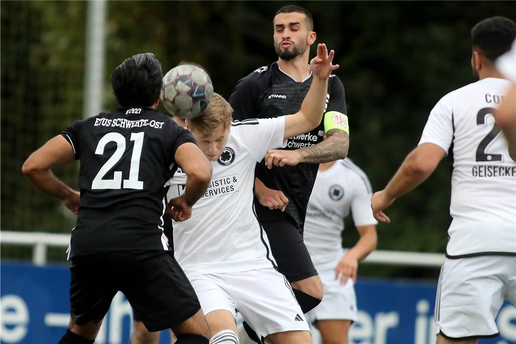 Der Geisecker SV hat gegen den ETuS Schwerte-Ost mit 7:2 gewonnen.