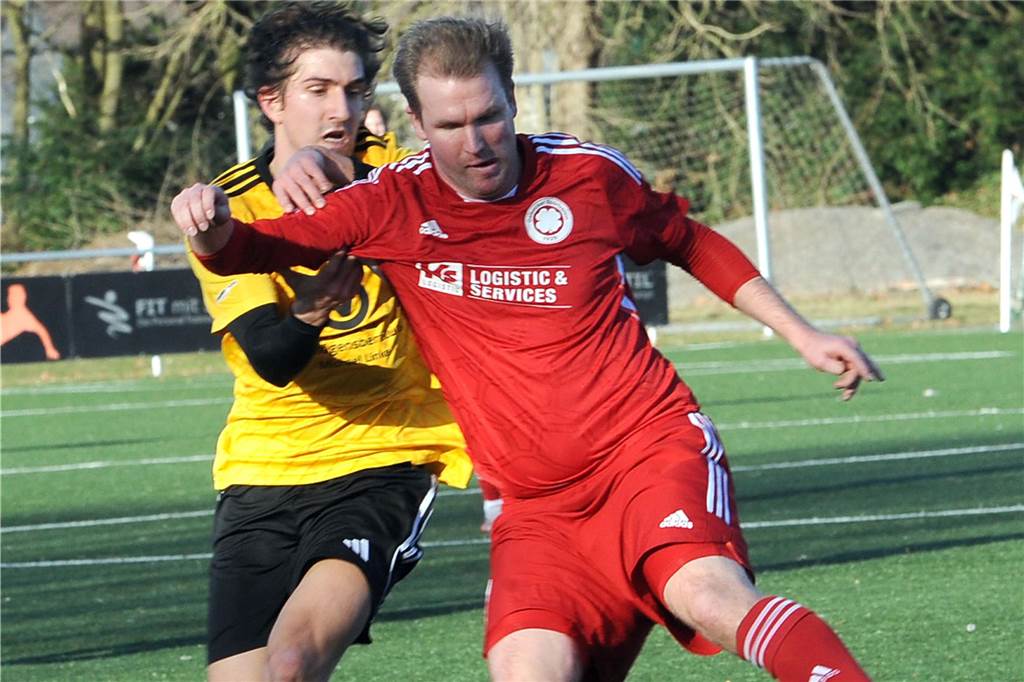 Der Geisecker SV hat gegen die Sportfreunde Sölderholz mit 4:0 gewonnen.