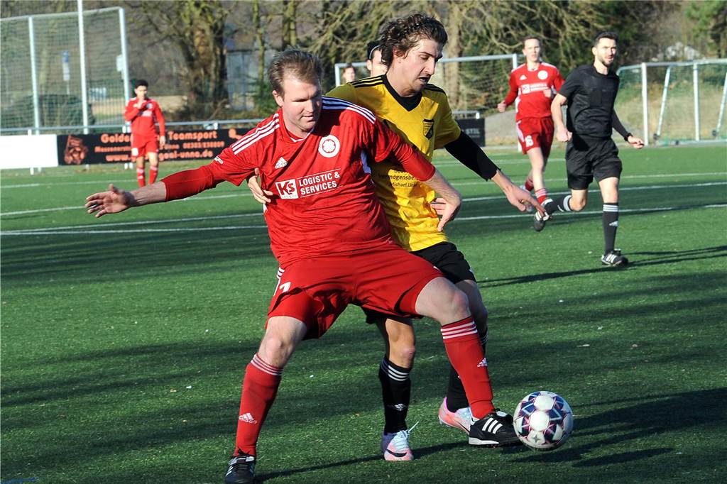 Der Geisecker SV hat gegen die Sportfreunde Sölderholz mit 4:0 gewonnen.