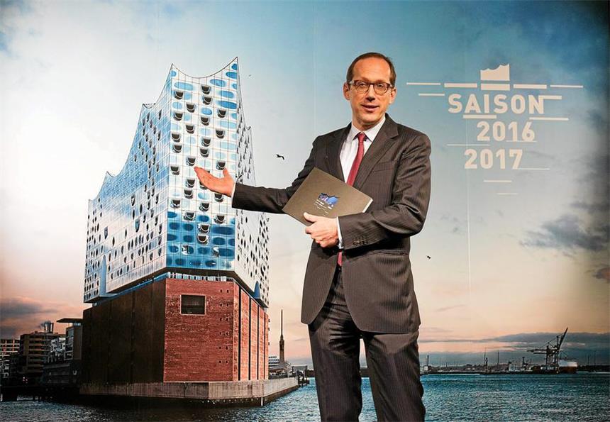 Elbphilharmonie Hamburg eröffnet mit Rihm-Uraufführung Der Generalintendant der Elbphilharmonie, Christoph Lieben-Seutter präsentiert das Programm für die Saison 2016/2017 in Elbphilharmonie und Laeiszhalle.