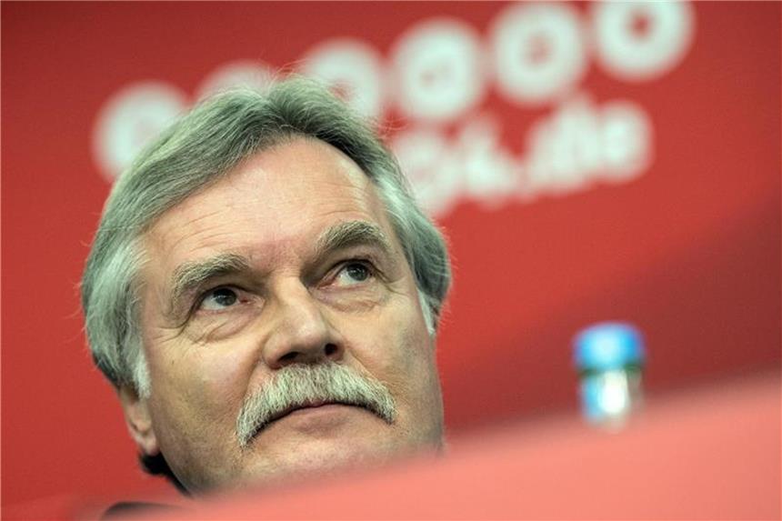 Bayer-Geschäftsführer Michael Schade geht in Ruhestand Der Geschäftsführer von Bayer Leverkusen, Michael Schade, geht in den Ruhestand. Foto: Federico Gambarini