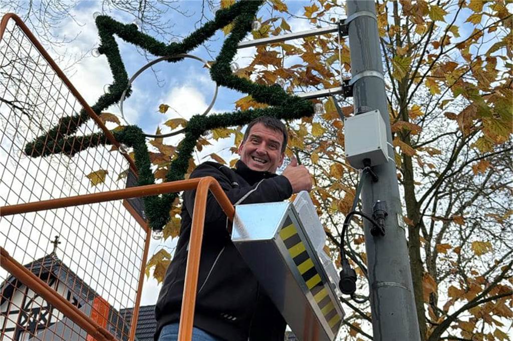 4-Meter-Weihnachtsbaum gestohlen: Gewerbeverein in Mengede stinksauer Der Gewerbeverein in Mengede setzt sich für ein weihnachtliches Stadtbild im Dortmunder Westen ein.