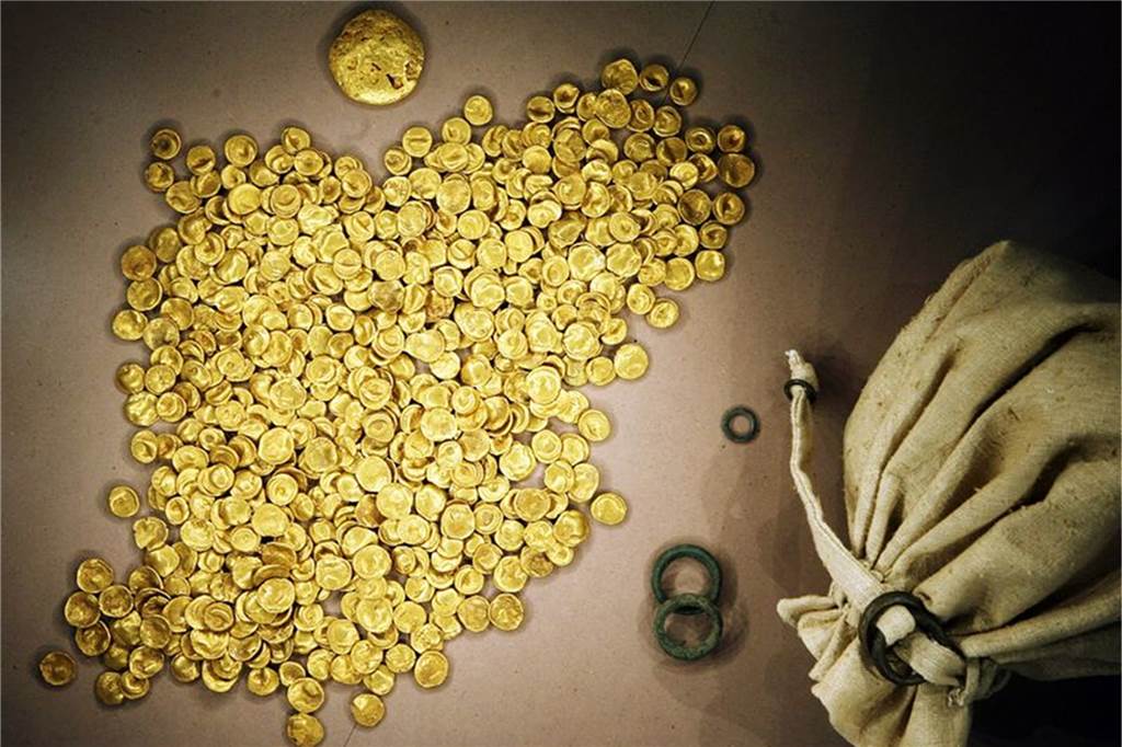 Einbrecher stehlen Goldschatz im Millionenwert: Diebe könnten historische Münzen einschmelzen Der Goldschatz der Kelten