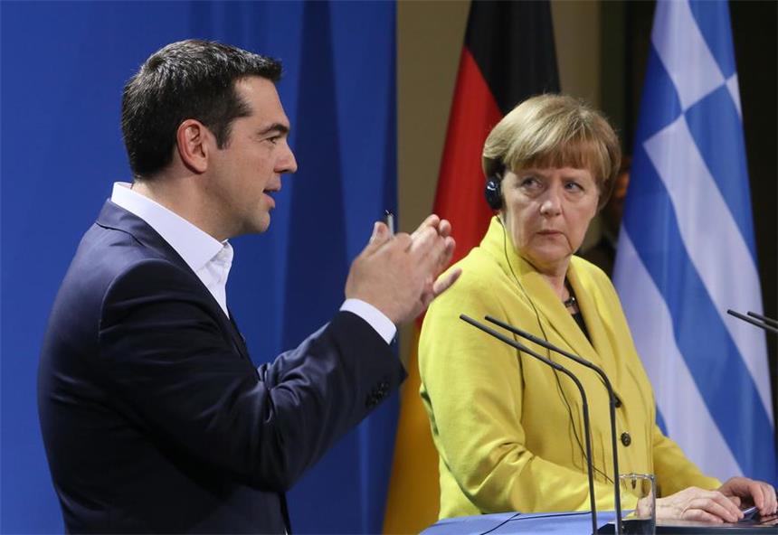 Tsipras: "Wir achten unsere Verpflichtungen" Der griechische Ministerpräsident Alexis Tsipras und Bundeskanzlerin Angela Merkel in Berlin.